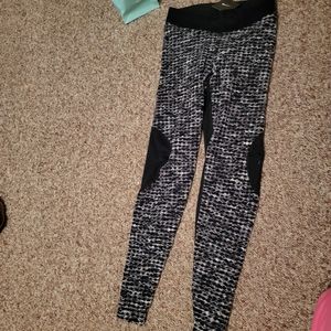 Nike leggings. New never been worn. Size medium . Black and white textured